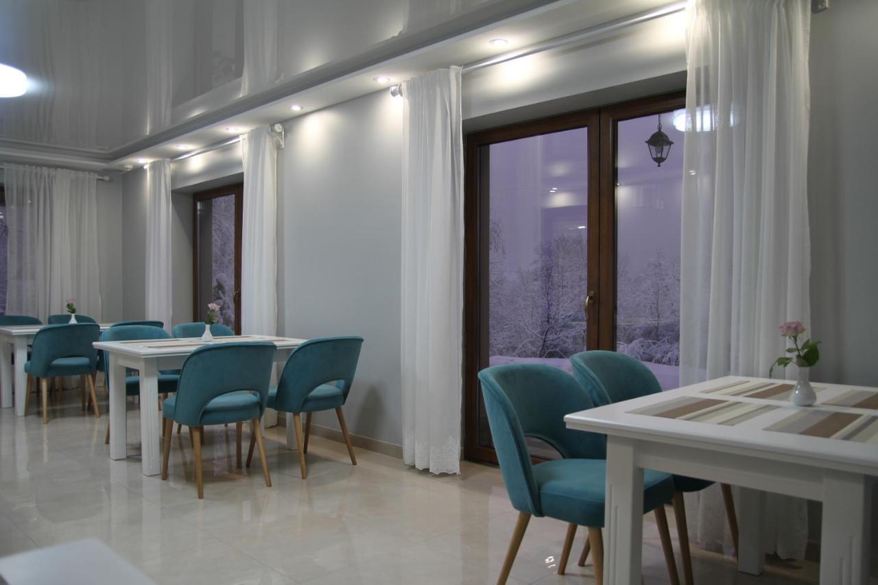 Hotel Купецький Двір Mizhhirya  Esterno foto