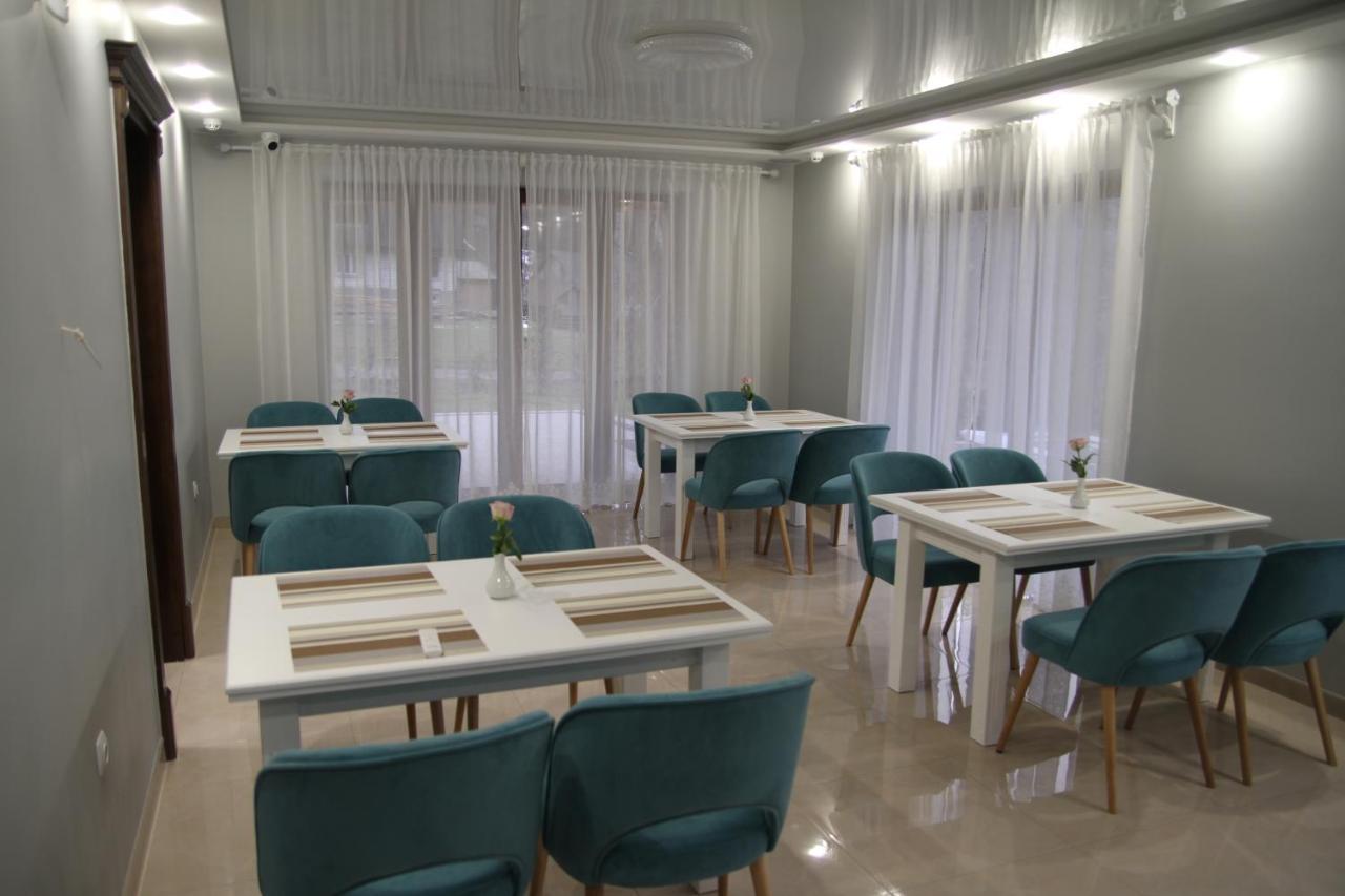 Hotel Купецький Двір Mizhhirya  Esterno foto