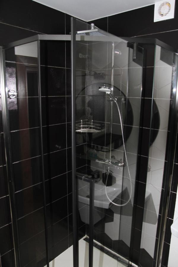 Hotel Купецький Двір Mizhhirya  Esterno foto